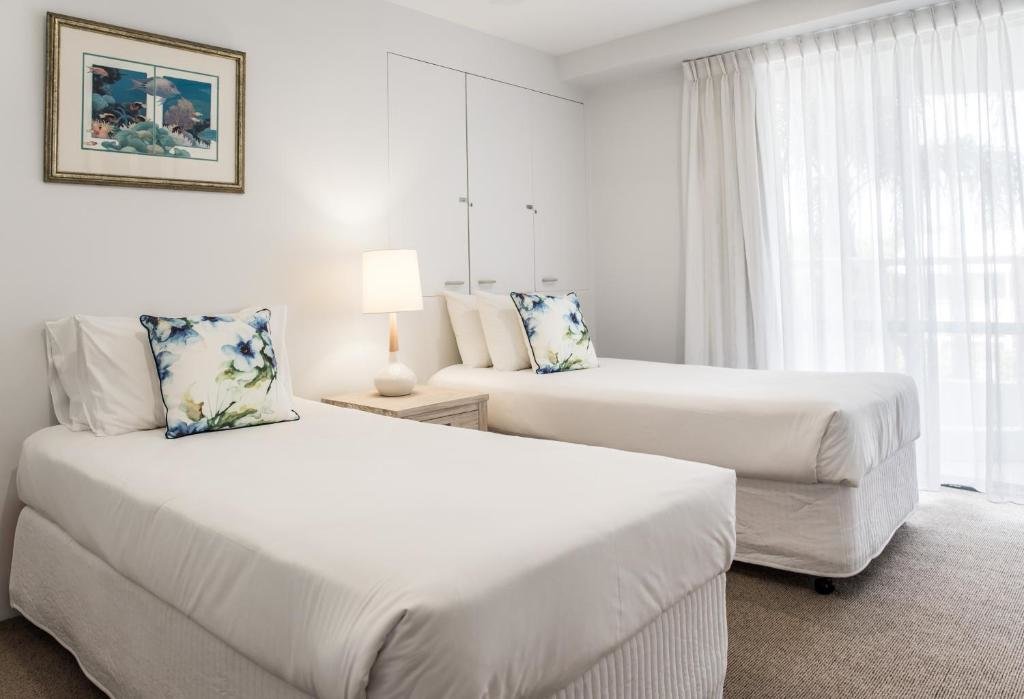 Апартаменты с 2 комнатами с видом на воду Noosa Pacific Resort