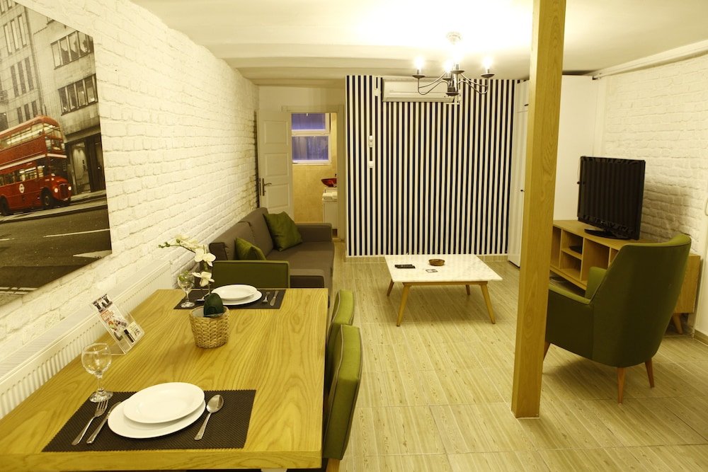 Economy Zimmer Galata Homes Suites