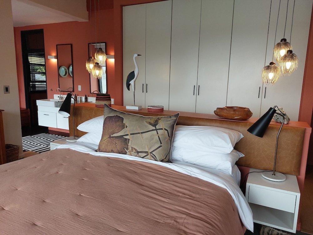 Коттедж Luxury с 4 комнатами Rockwood Lodges