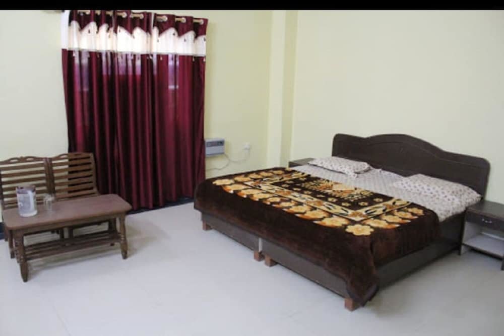 Deluxe Zimmer Sahasradhara Ropeway