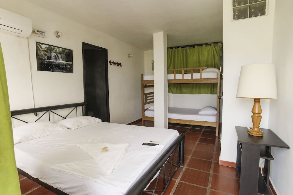 Standard famille chambre avec balcon et Vue mer Hotel Mirador de Taganga