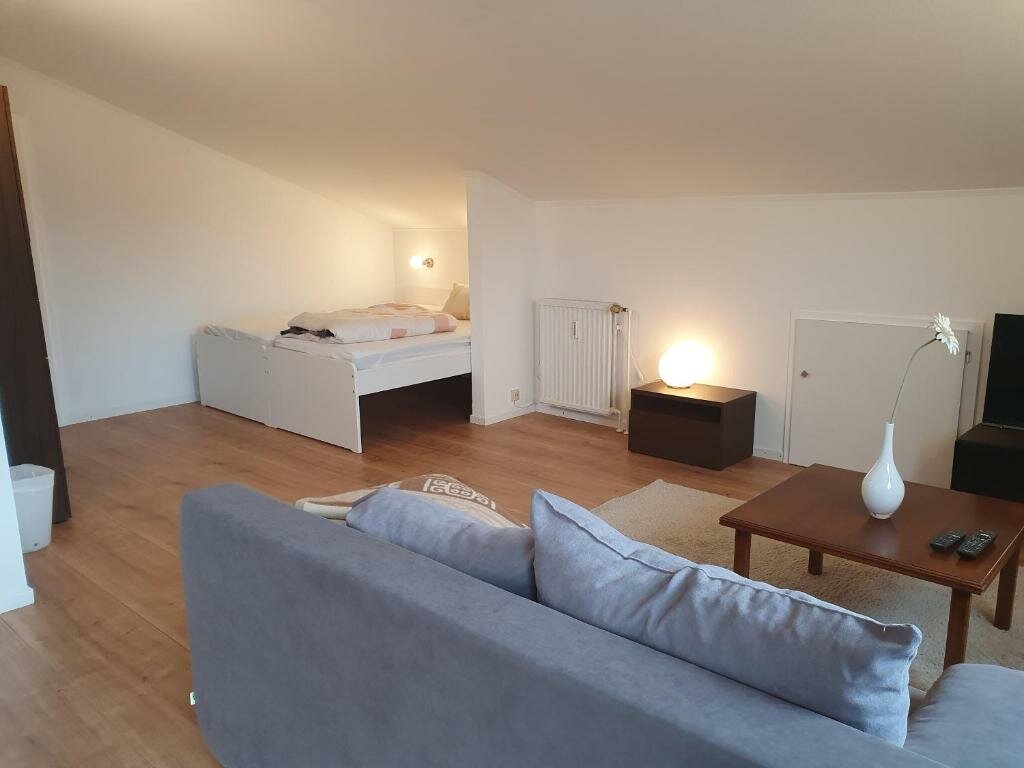 Appartement 1 chambre Ruhige 1-Zimmer Einliegerwohnung mit Küche und Bad in Großburgwedel