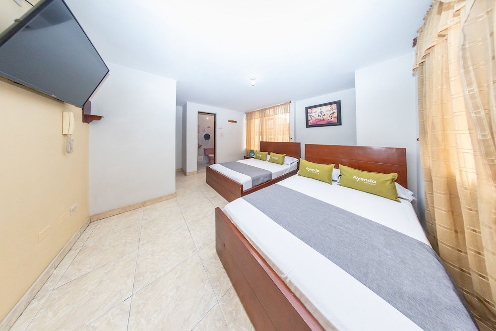 Standard Vierer Zimmer Hotel Ayenda Bioma 1010