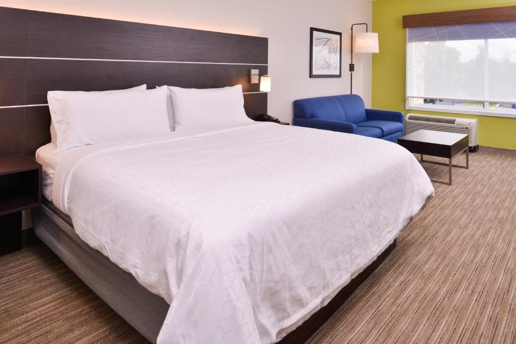 Suite Holiday Inn Express & Suites Mall of America - MSP Airport, an IHG Hotel