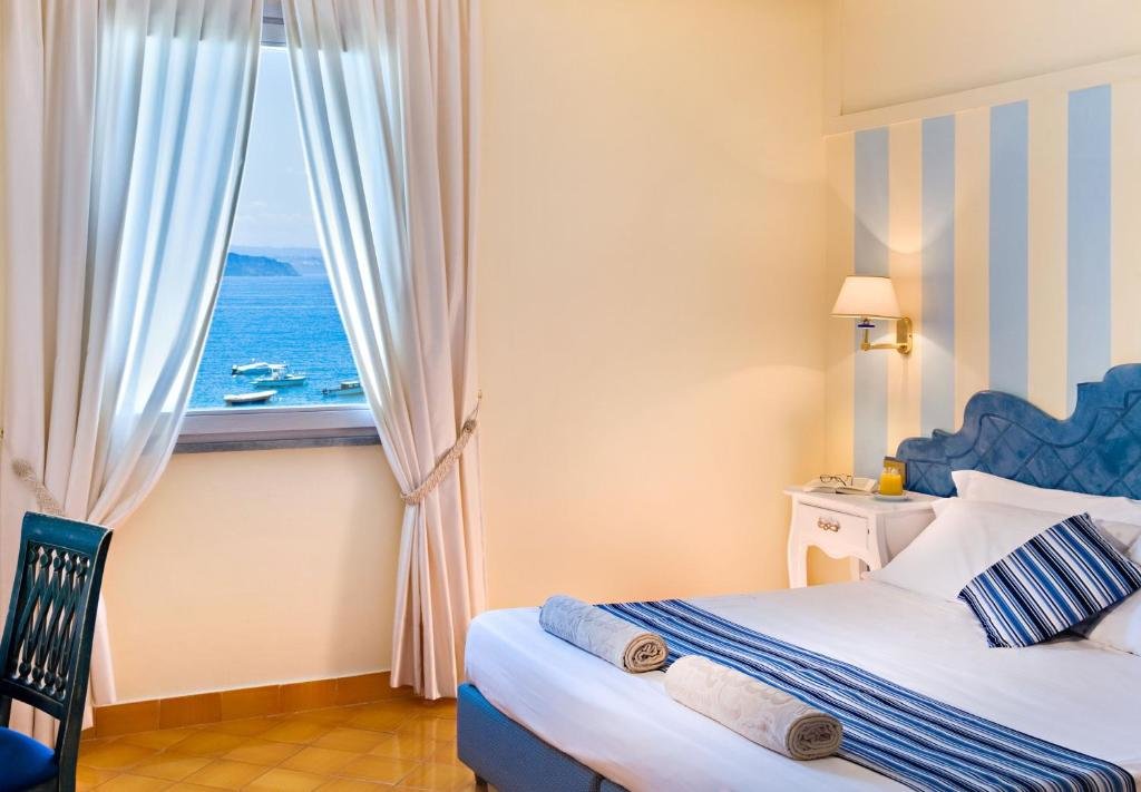 Двухместный номер Standard с видом на море Hotel Mare Blu Terme