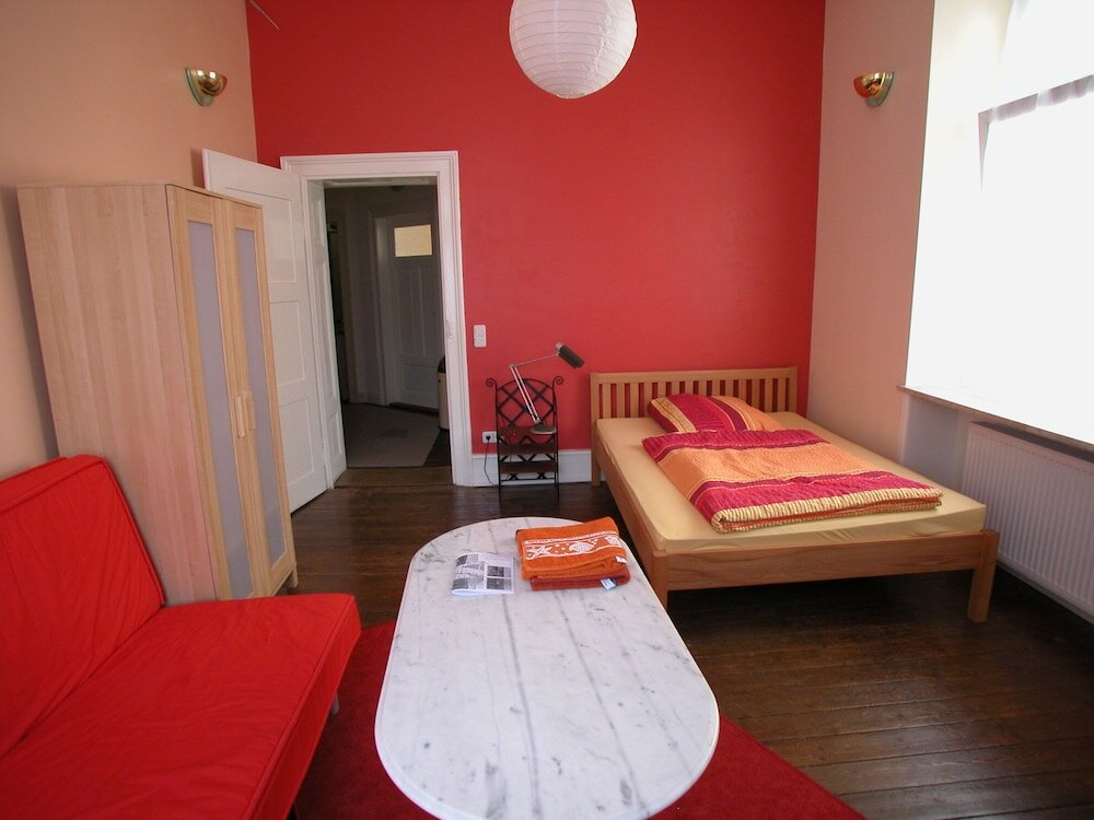 Standard Doppel Zimmer coLodging Mannheim - private rooms & kitchen
