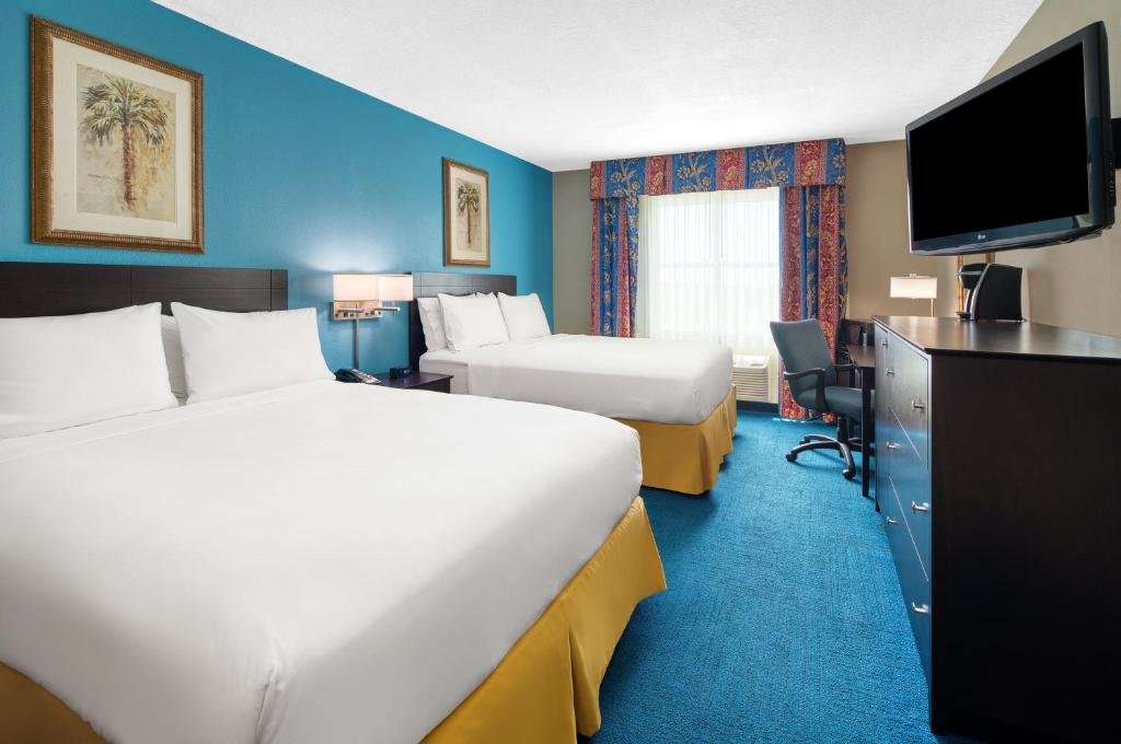 Двухместный номер Standard Holiday Inn Express & Suites Miami Kendall, an IHG Hotel