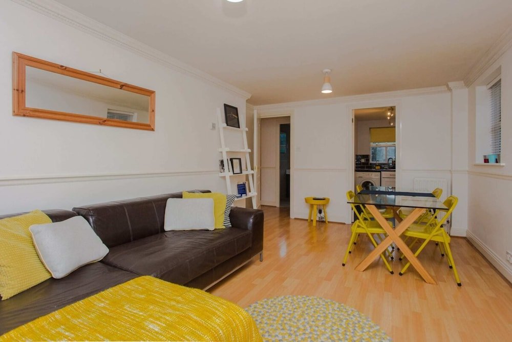 Appartamento Contemporary 1 Bedroom Flat in Camberwell Oval
