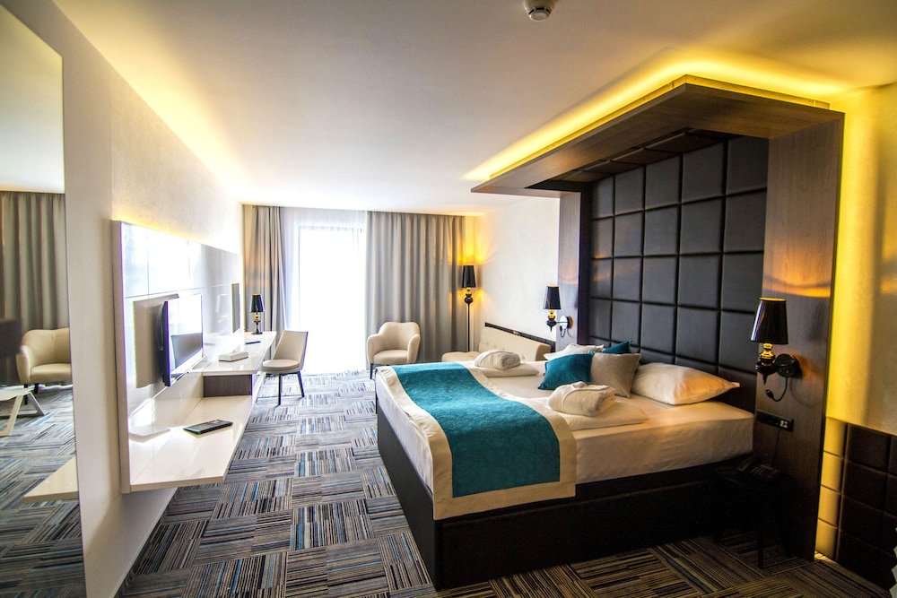 Deluxe simple chambre avec balcon et Vue sur la ville Hotel Hills Congress & Termal Spa Resort