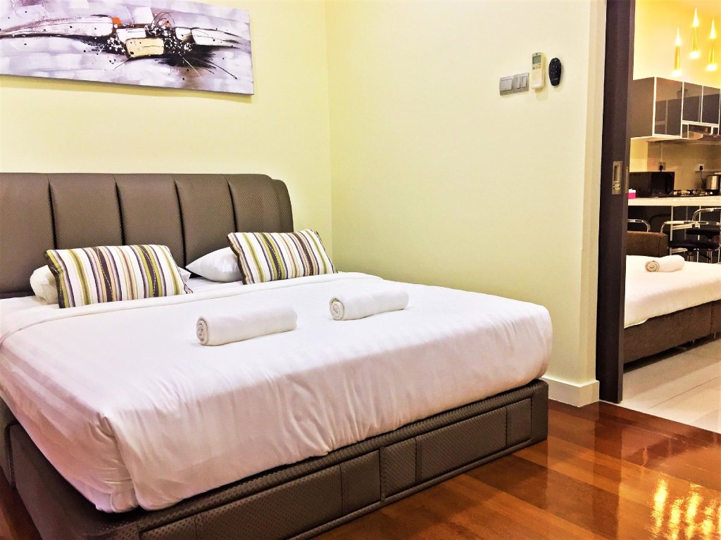Suite 1 Schlafzimmer Borneo Coastal Residence @ IMAGO Mall