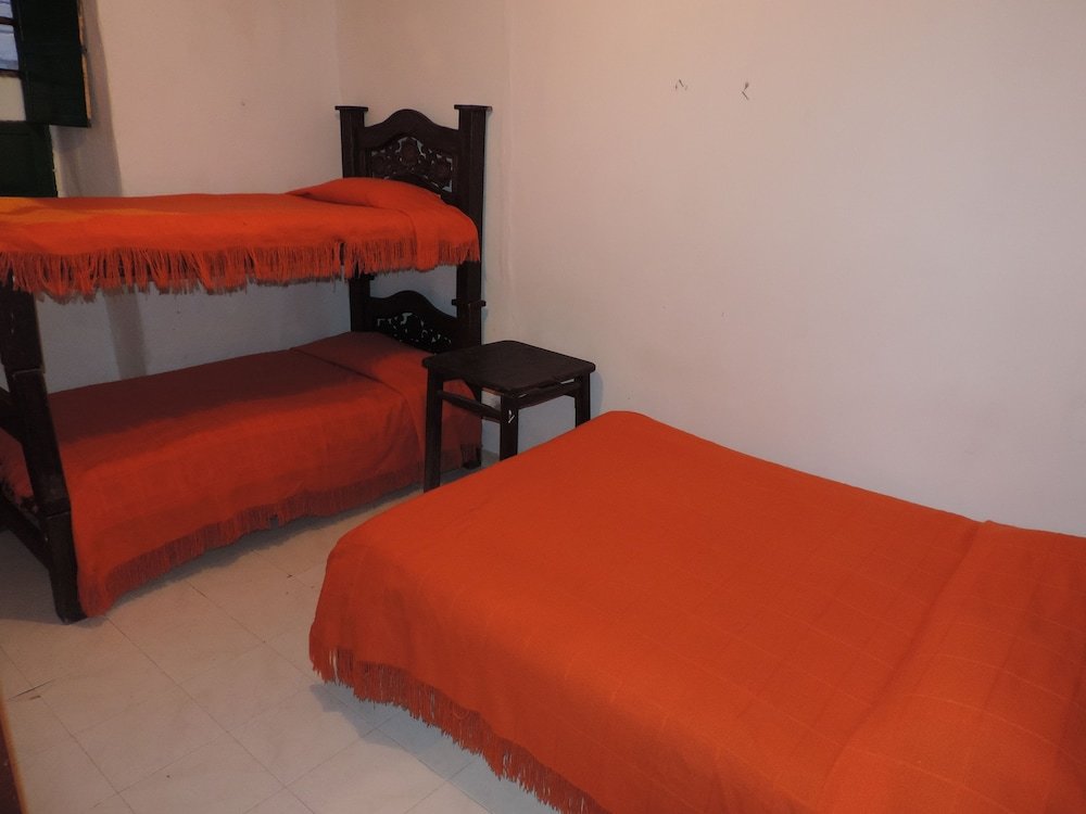 Кровать в общем номере c 1 комнатой Hostal Aventureros de la Candelaria - Hostel