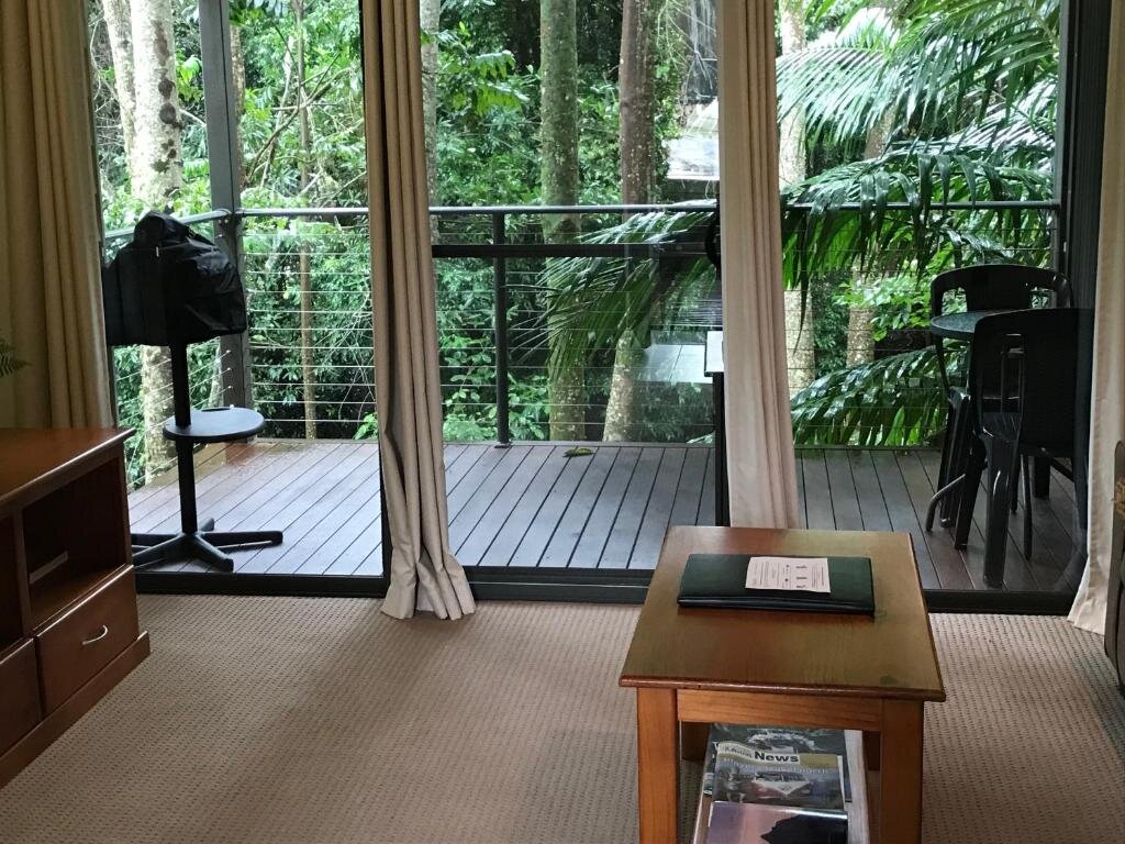 1 Bedroom Villa Tranquil Getaways On Obi Maleny