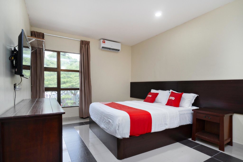 Deluxe Double room OYO 89960 Manjung Inn Hotel