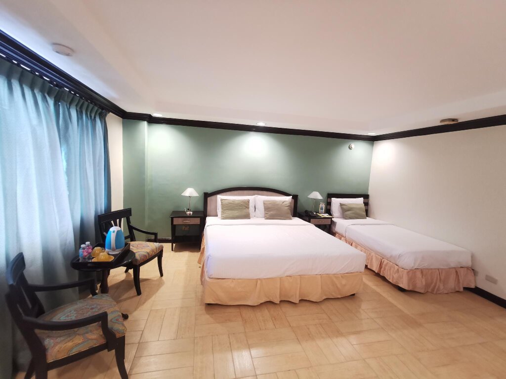 Номер Deluxe Tagaytay Country Hotel