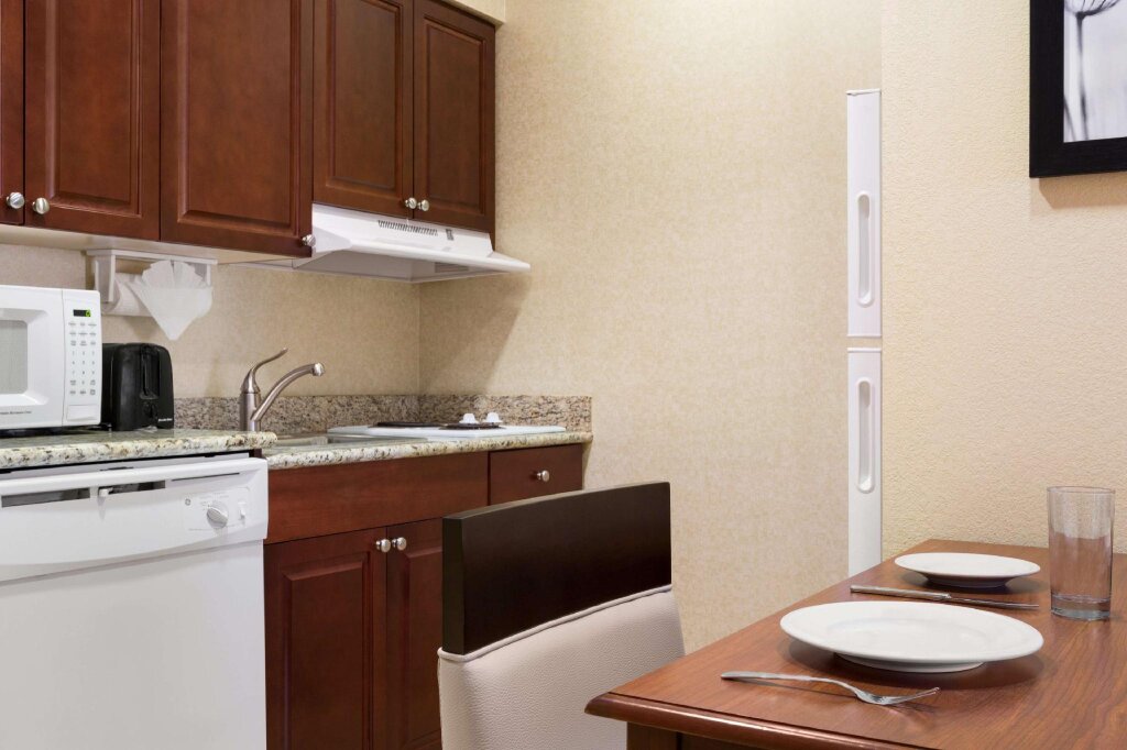 Люкс с 2 комнатами Homewood Suites by Hilton Denver - Littleton