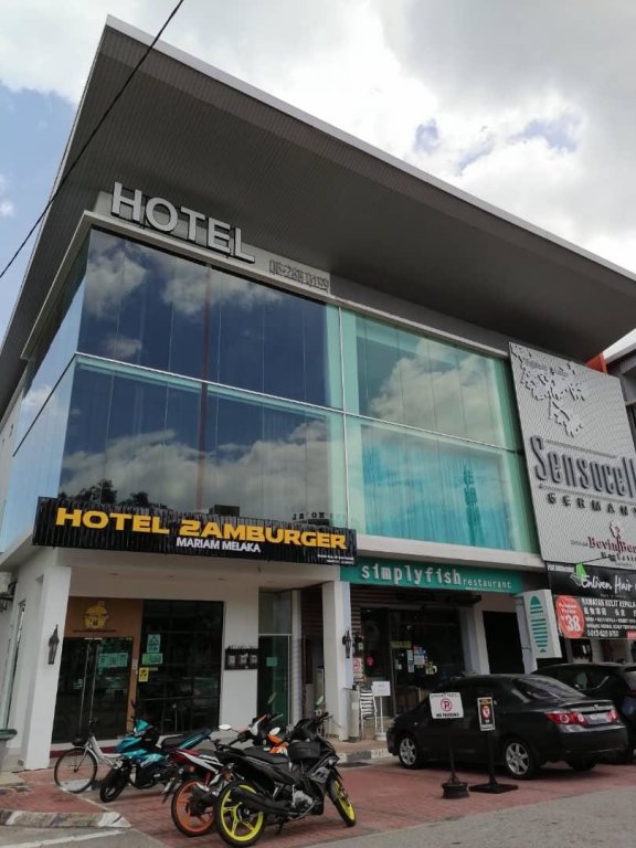 Standard famille chambre Hotel Zamburger Mariam Melaka