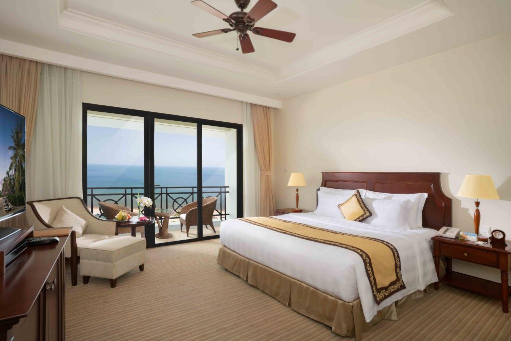 Двухместный номер Deluxe с видом на океан Vinpearl Resort & Spa Phu Quoc
