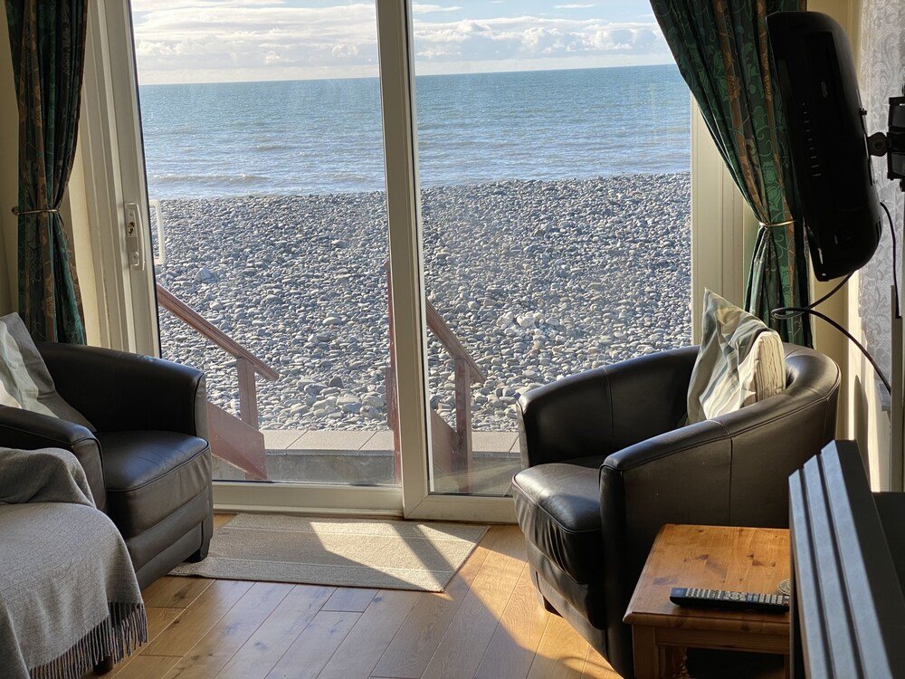 Cottage Impeccable 4 Bedroom House in Borth Sleeps 7
