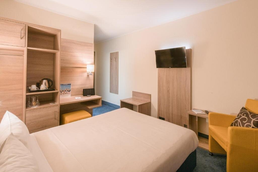 Comfort Double room ACHAT Hotel Lohr am Main