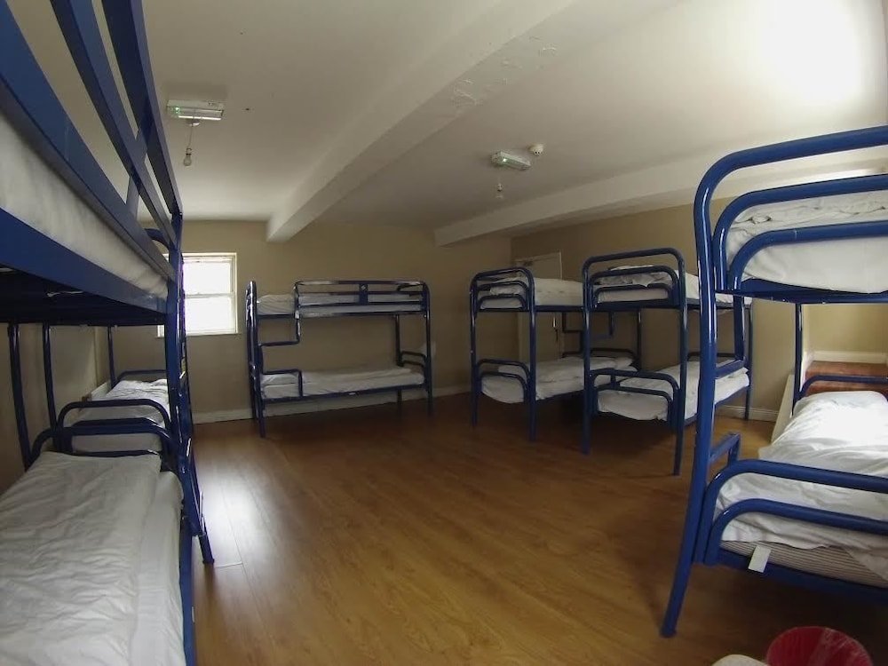 Кровать в общем номере Backpackers Citi Hostel
