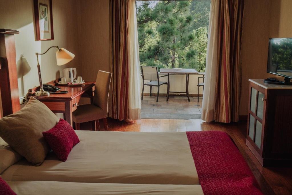 Standard Zimmer Dachboden mit Gartenblick Hotel Spa Villalba