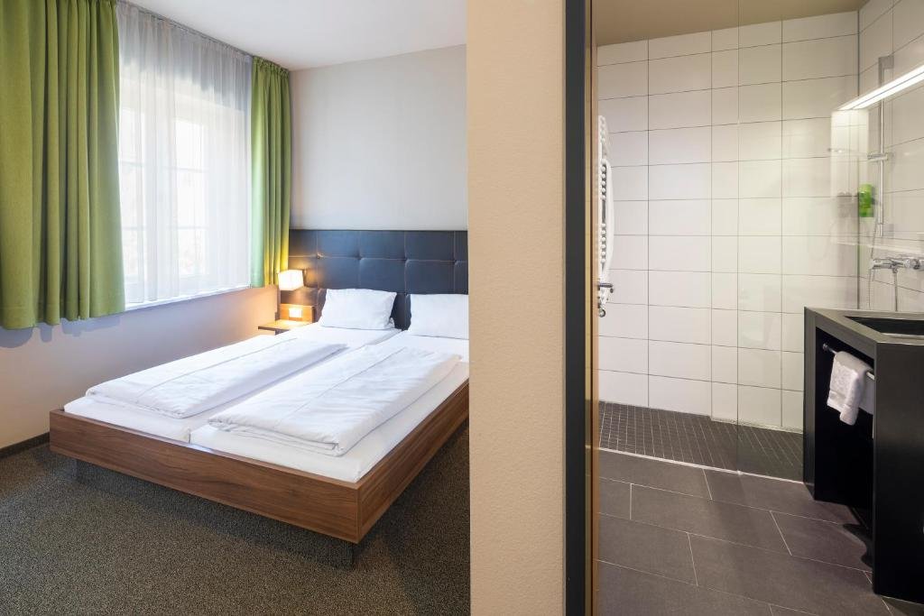Standard Doppel Zimmer JOESEPP´S HOTEL am Hallhof