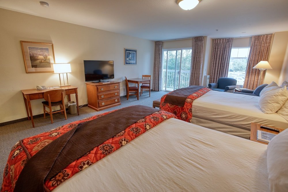 Deluxe quadruple chambre avec balcon Bear Lodge