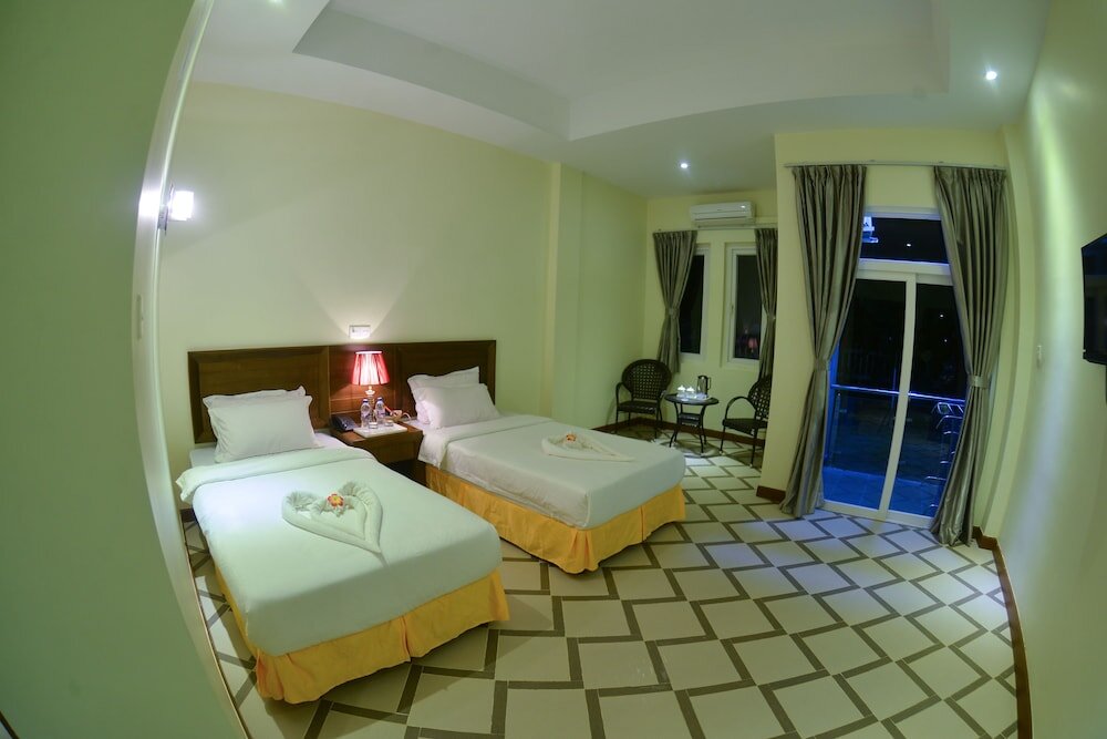 Superior Doppel Zimmer mit Gartenblick Ocean Blue Ngwe Saung Beach Hotel