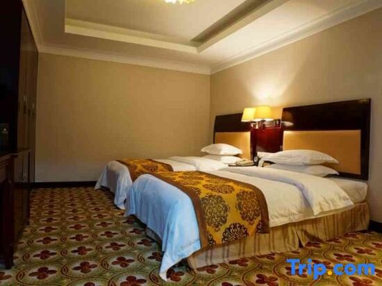 Suite Huayuan Hotel