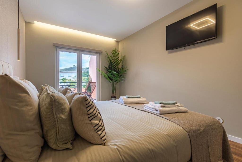 Apartamento Deluxe 2BDR Apartment in Carcavelos by LovelyStay