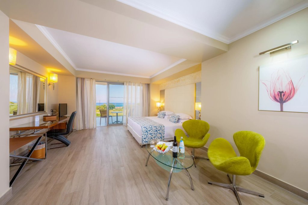 Deluxe Zimmer mit eingeschränktem Meerblick Atrium Platinum Luxury Resort Hotel & Spa