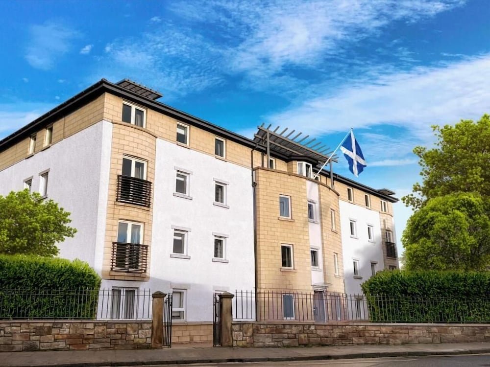 Апартаменты Comfort Edinburgh Aparthotel