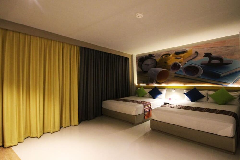 Семейный номер Deluxe с балконом Rooms Republic Hotel Ao Nang Beach