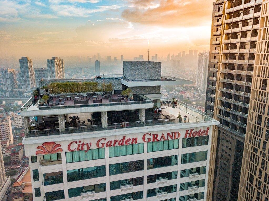 Четырёхместный номер Standard City Garden Grand Hotel