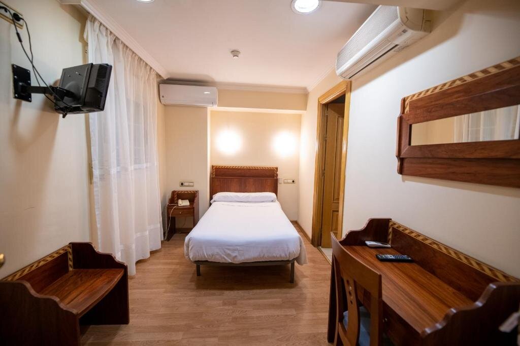 Standard Single room Hotel Monasterio Granada