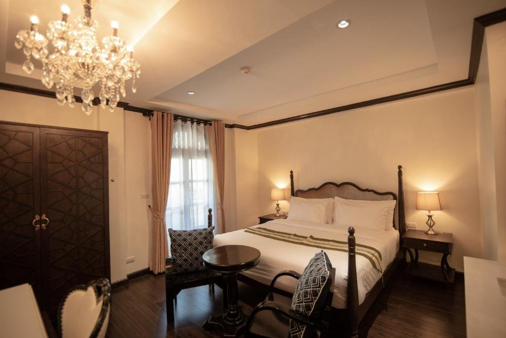 Deluxe Double room with balcony Nanta Glam CM Hotel & Residences