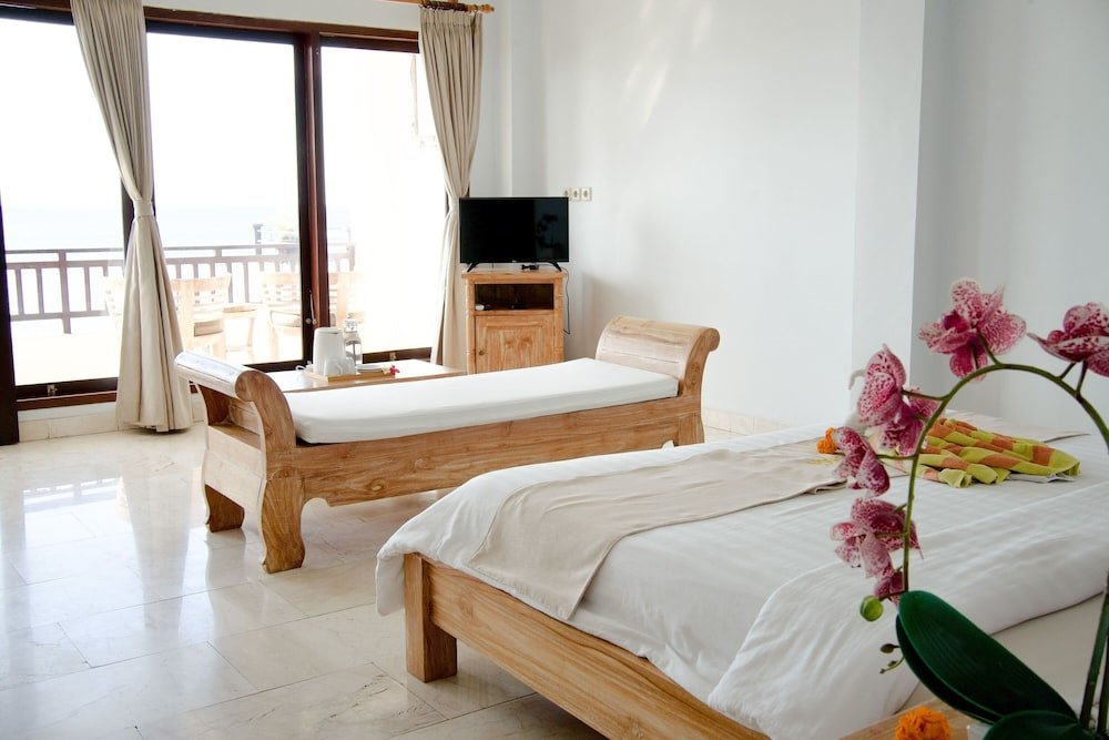Superior Double room with balcony and with ocean view Alam Bali Beach Resort