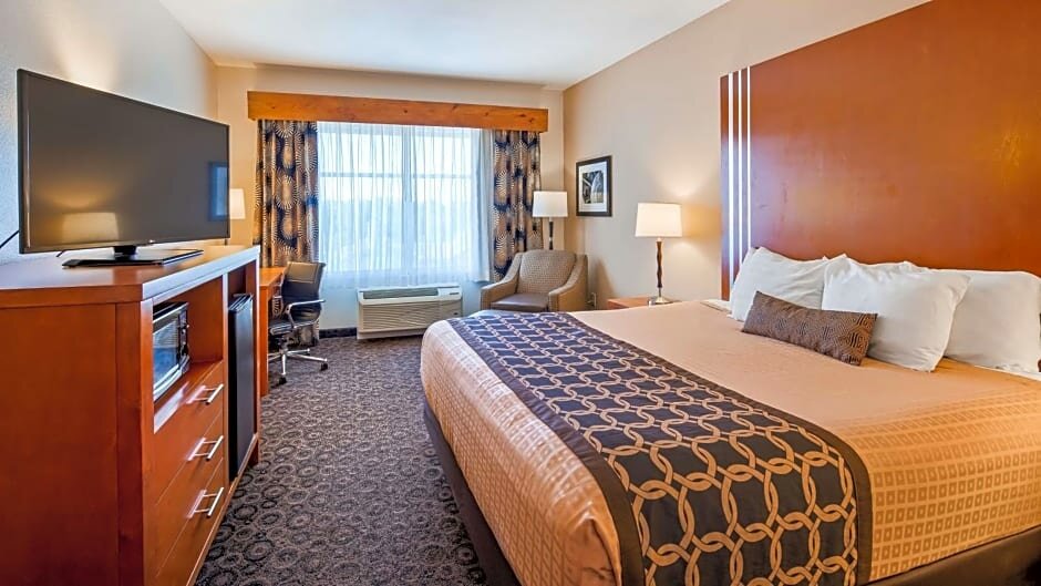 Doppel Suite 1 Schlafzimmer Best Western Plus Rose City Conference Center Inn