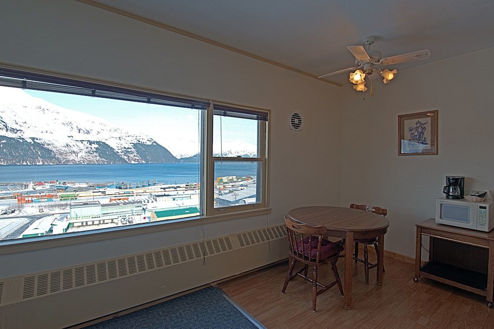 Apartamento 1 dormitorio con vista al océano Glacier View Condo Suites