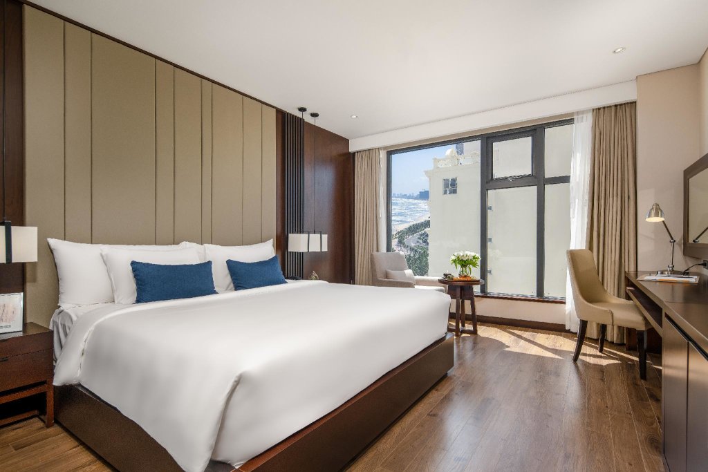Premier Deluxe Double room Minh Toan SAFI Ocean Hotel