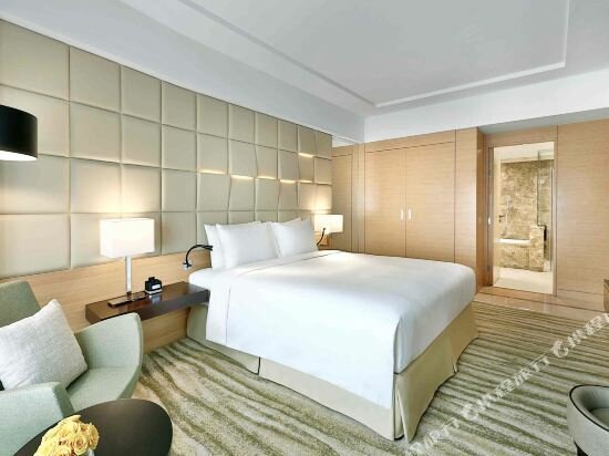 Royal Suite DoubleTree by Hilton Hotel Riyadh - Al Muroj Business Gate