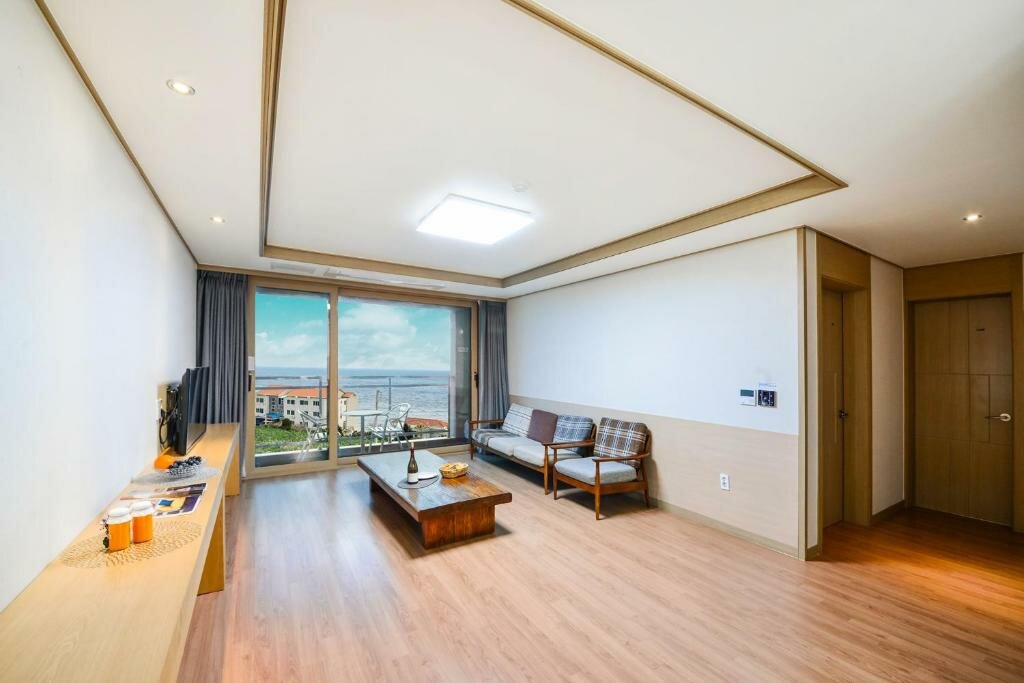Standard Familie Zimmer mit Balkon und mit Meerblick Jeju Resort