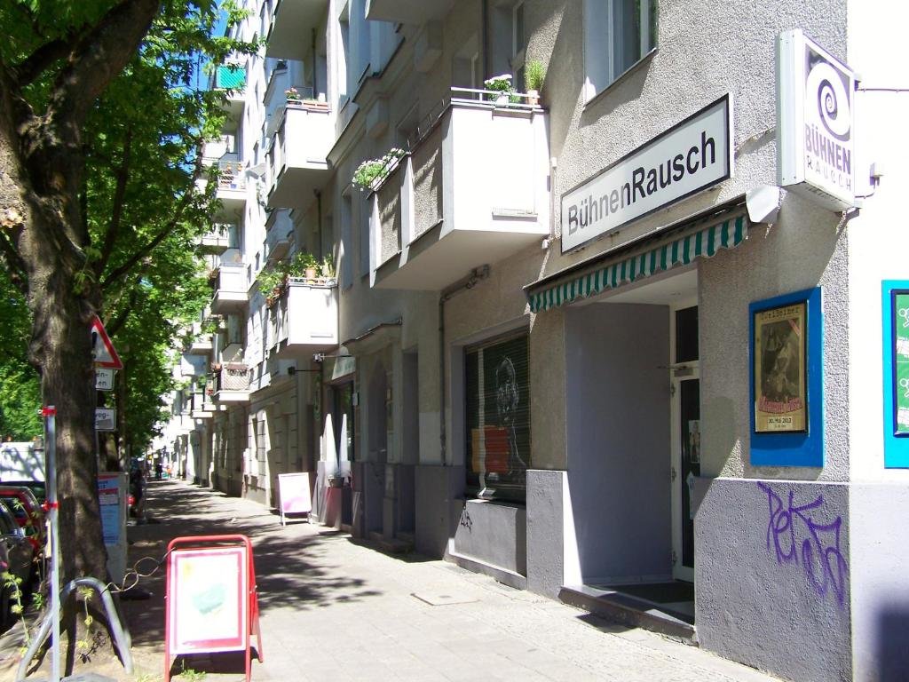Апартаменты Altbauwohnung mit 3 Bädern