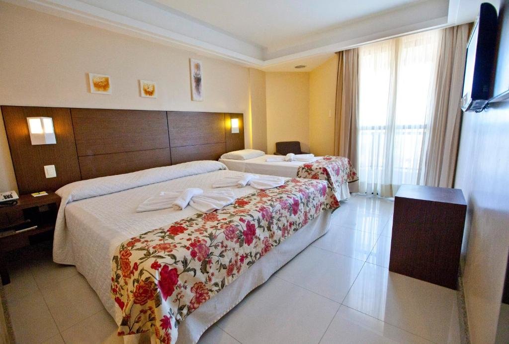 Superior Triple room with sea view Aquarios Praia Hotel