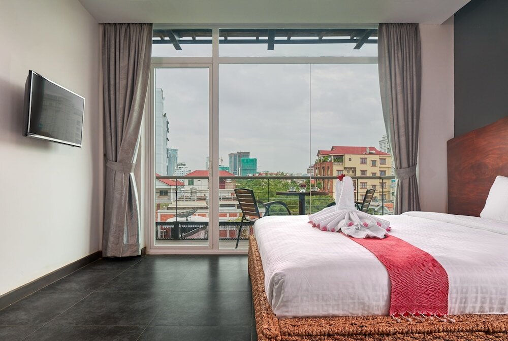 Premium Doppel Zimmer mit Balkon und mit Stadtblick Monsoon Bassac Hotel