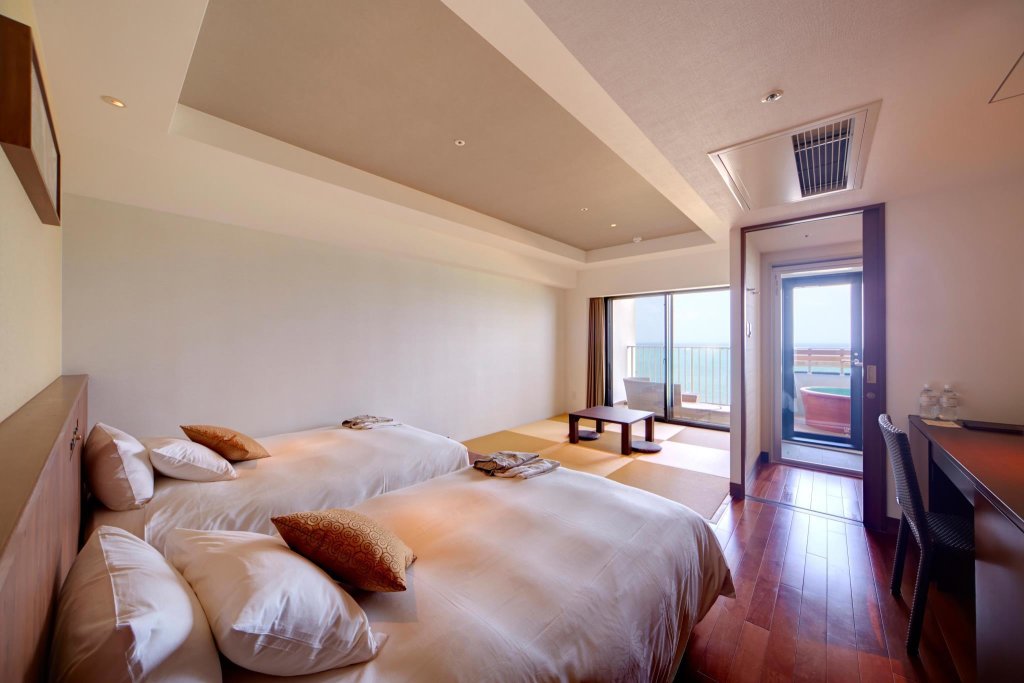 Standard room with ocean view Ryukyu Onsen Senagajima Hotel
