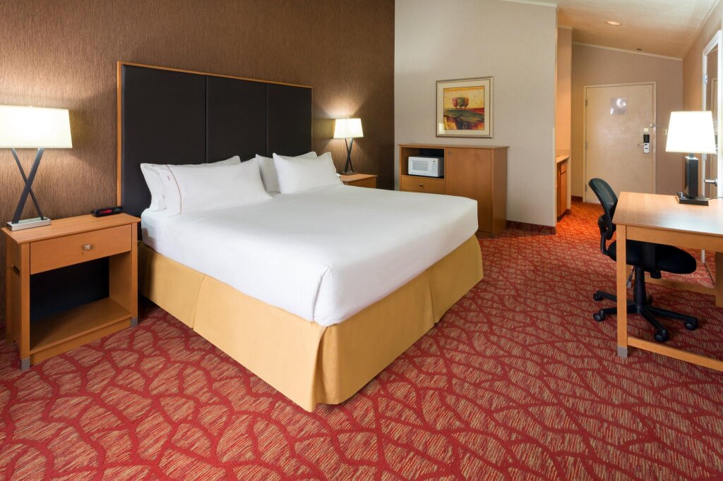 Номер Standard Holiday Inn Express Grants Pass, an IHG Hotel