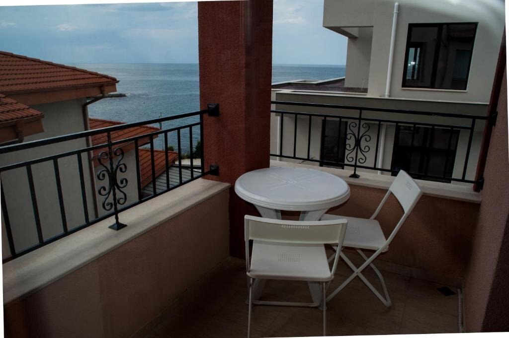 Apartamento con balcón y con vista a la montaña Villa Maria