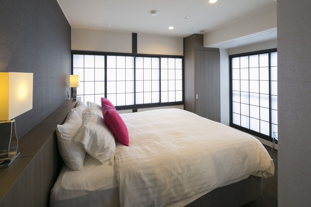 Двухместные апартаменты Deluxe с 3 комнатами с балконом The Ridge Nozawa Apartments