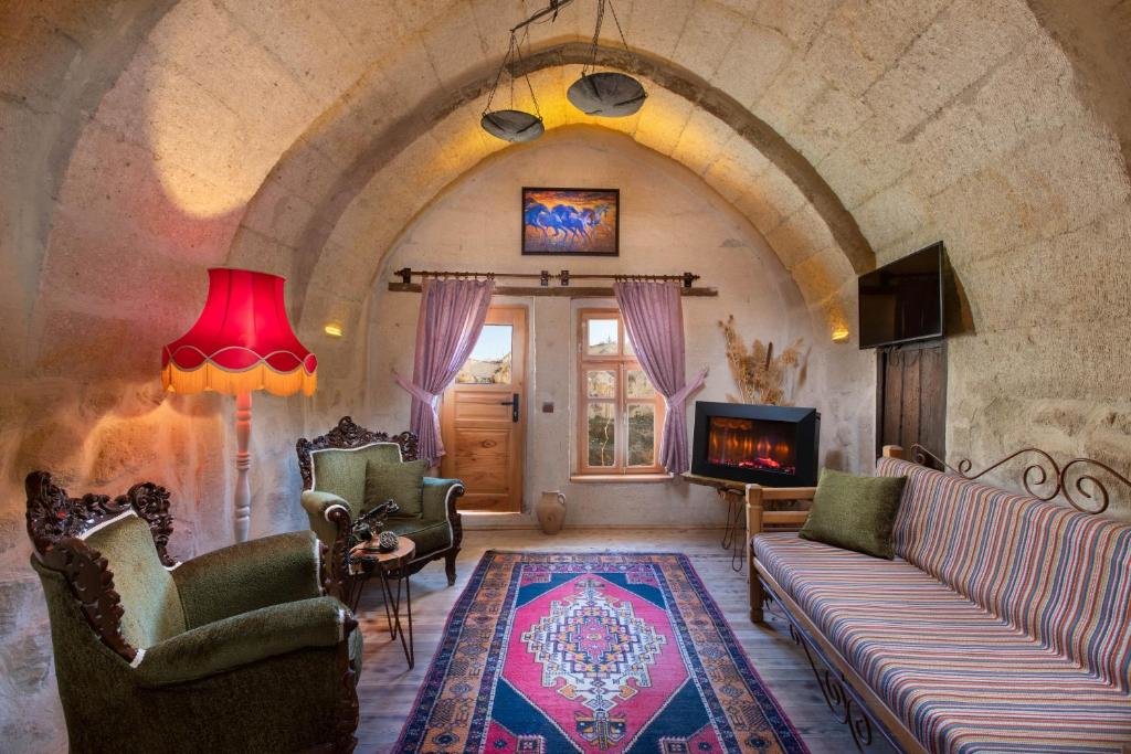 Полулюкс Cappadocia Splendid Cave Hotel